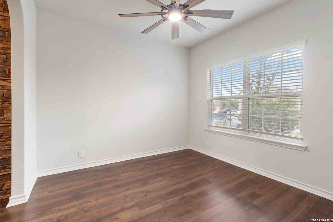 9680 Western Wishes - Photo 5 of 16