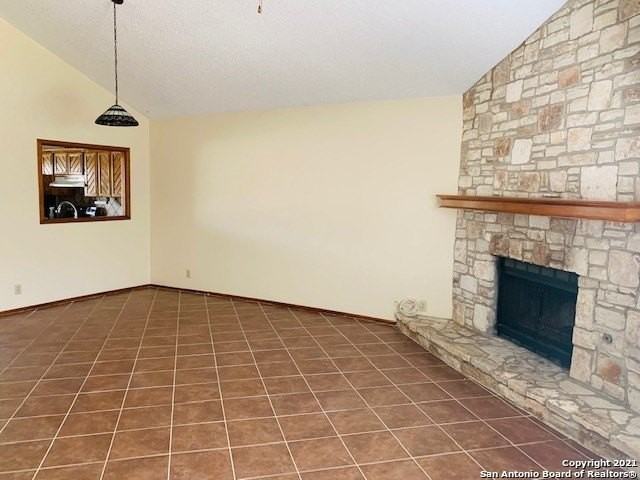 1514 Vista Hill St - Photo 5 of 9