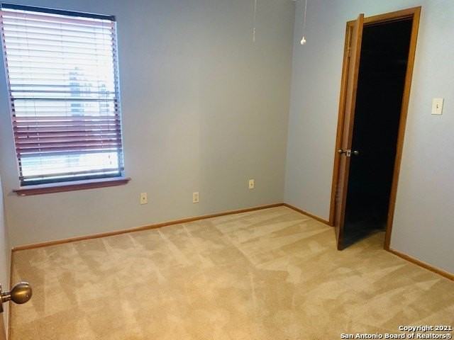 1514 Vista Hill St - Photo 7 of 9