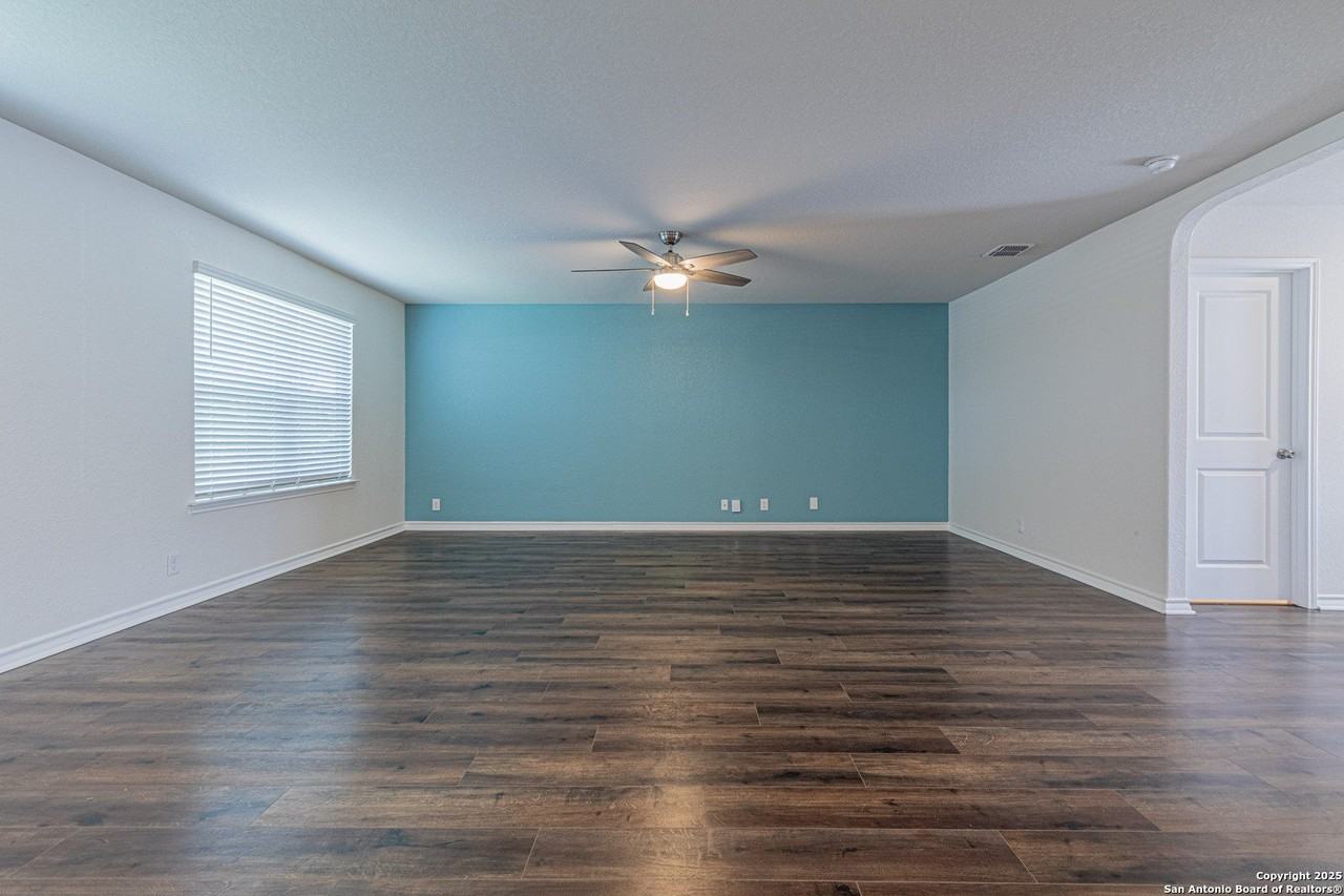 14846 Goldfinch Way - Photo 6 of 43