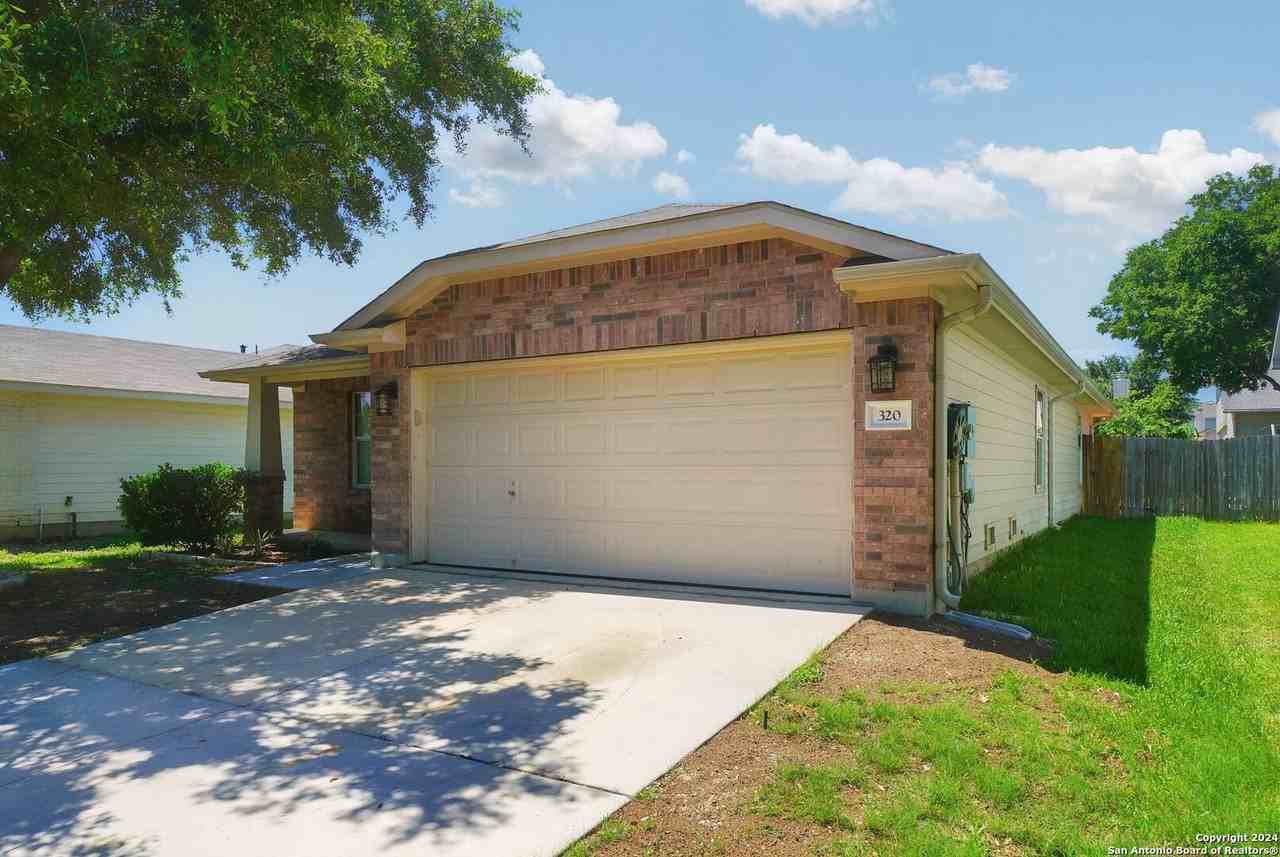320 Longhorn Way - Photo 5 of 36