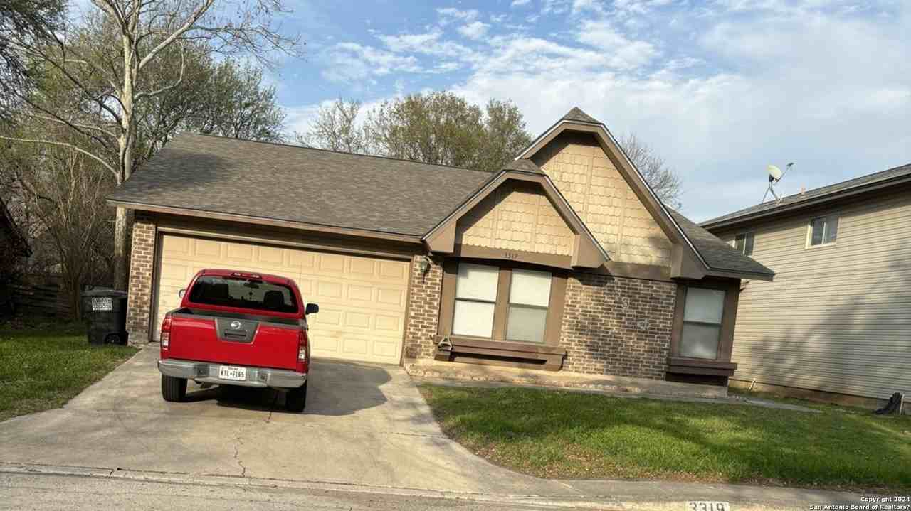 3319 Tree Grove Dr - Photo 3 of 29