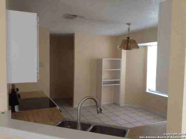 3319 Tree Grove Dr - Photo 7 of 29