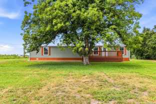 16345 Fm 463 - Photo 1 of 1