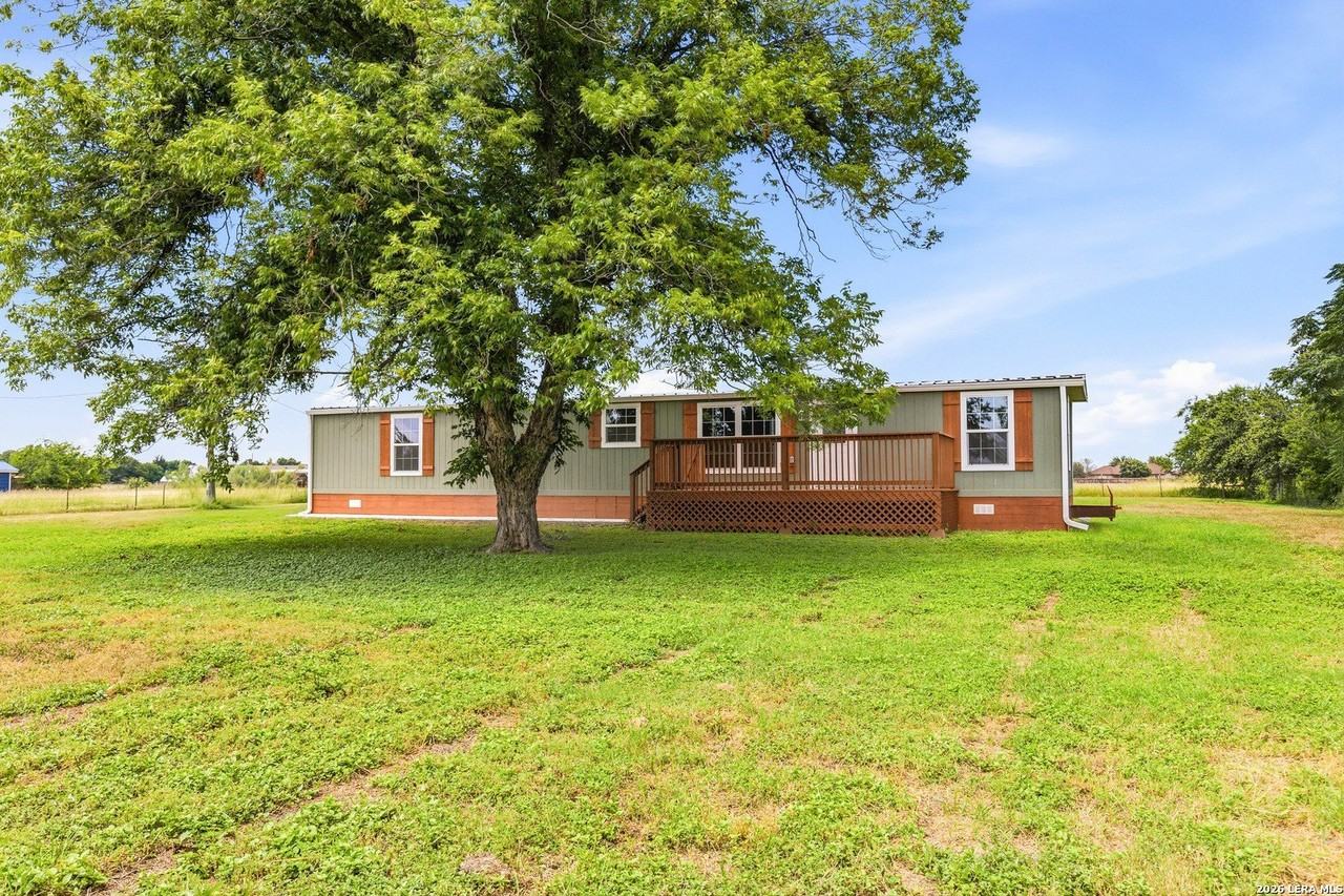 16345 Fm 463 - Photo 2 of 24