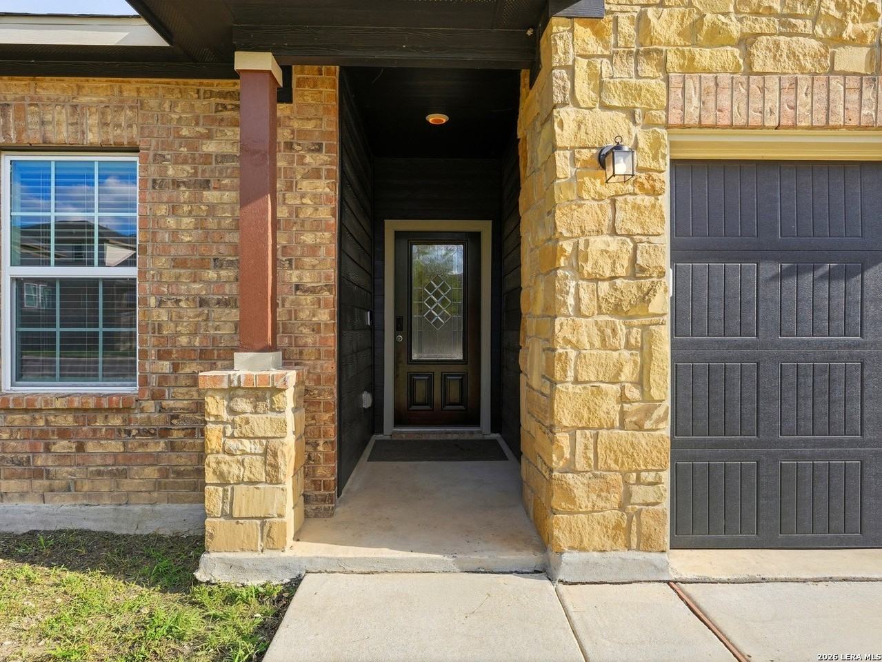 11718 Classmore Gap - Photo 7 of 39