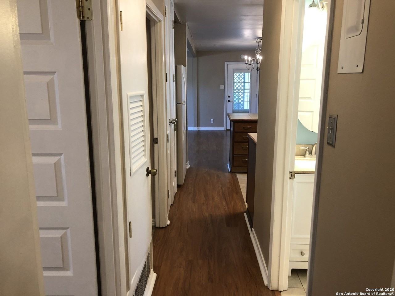 151 Ranch Valley Dr - Photo 7 of 25