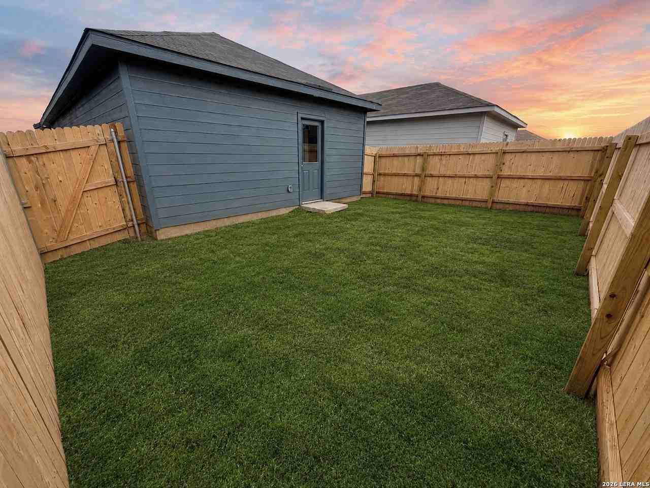 8620 Eucalyptus Hls - Photo 2 of 32