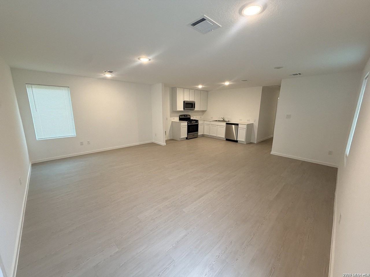 8620 Eucalyptus Hls - Photo 4 of 32