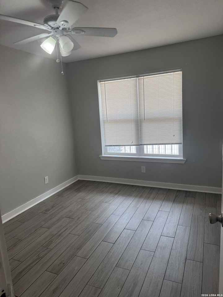 451 Natalen Ave #1201 - Photo 4 of 7