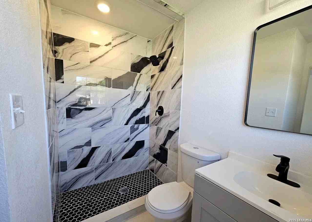 314 Globe Ave - Photo 6 of 7