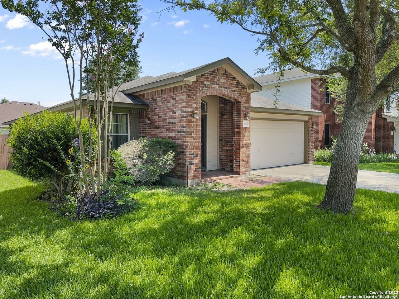 325 Longhorn Way - Photo 2 of 19