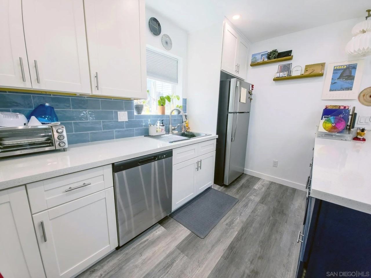 3080 Ivy St - Photo 3 of 11