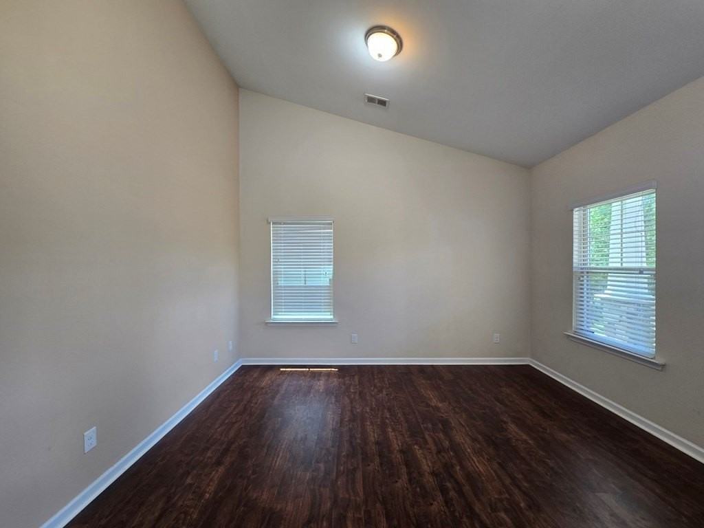 1833 Talisker Dr - Photo 4 of 27