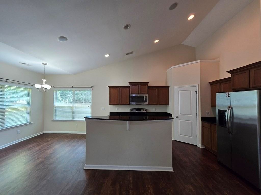1833 Talisker Dr - Photo 6 of 27