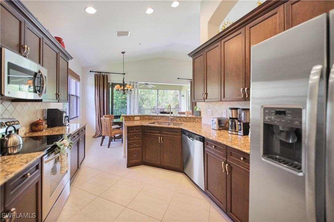 6641 Alden Woods Cir - Photo 7 of 16