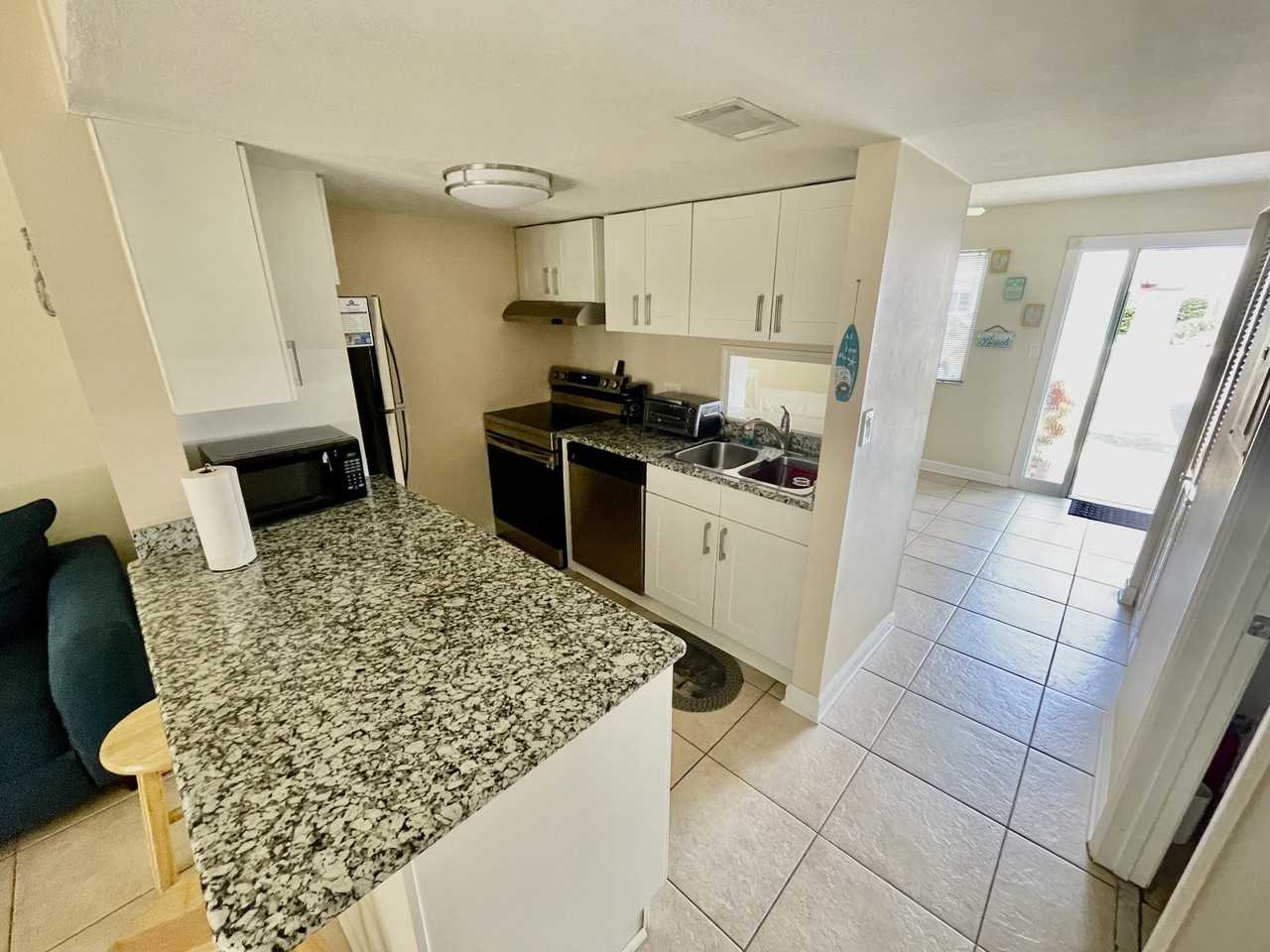 239 Seaport Blvd #79 - Photo 3 of 18