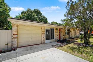 122 East Ct - Photo 1 of 1
