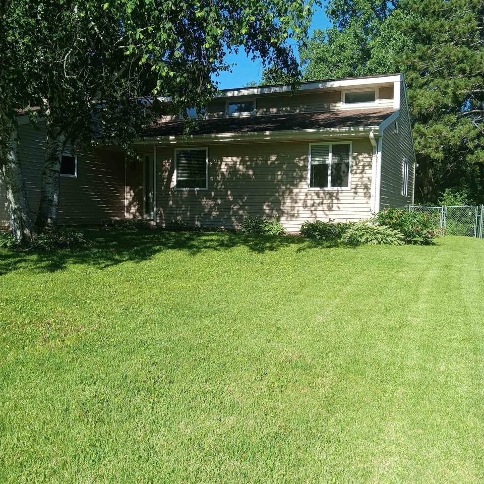 2677 Richardson St - Photo 2 of 14