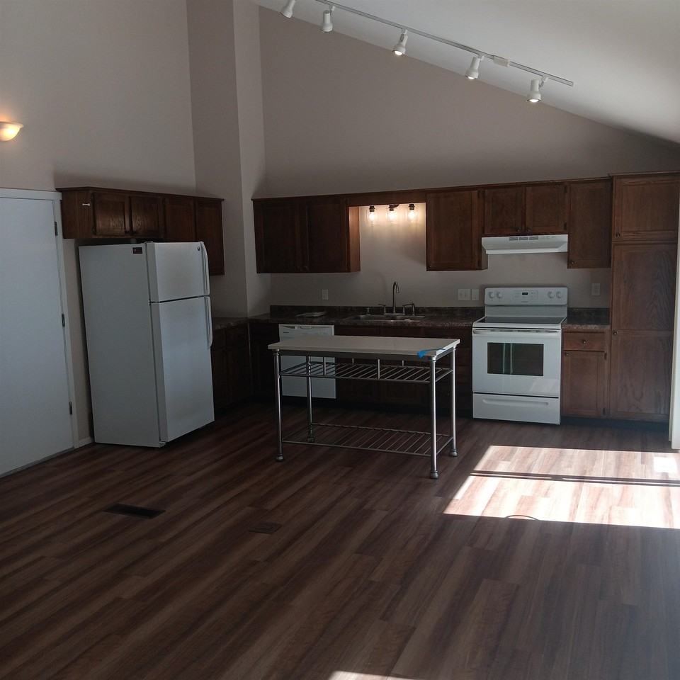 2677 Richardson St - Photo 3 of 14