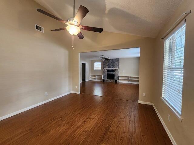 1038 37th St - Photo 4 of 25