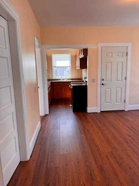 31 Potter St - Photo 2 of 38