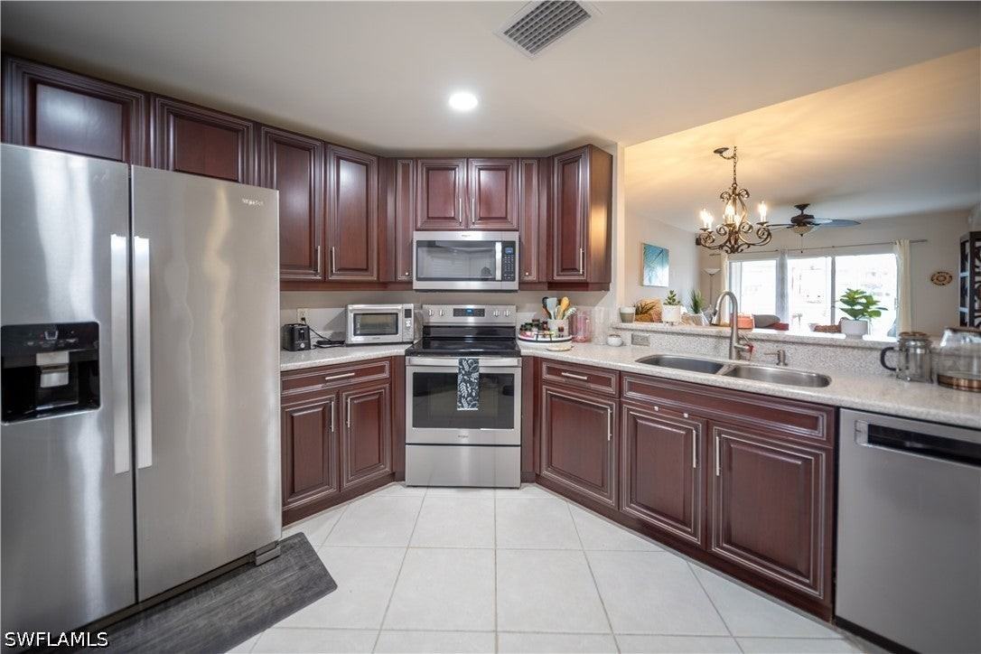 3029 Driftwood Way - Photo 4 of 22
