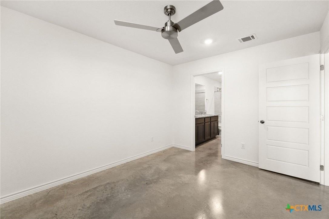 1259 Concord Dr #B - Photo 7 of 14