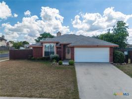 featured image of 2702 Hemlock Dr