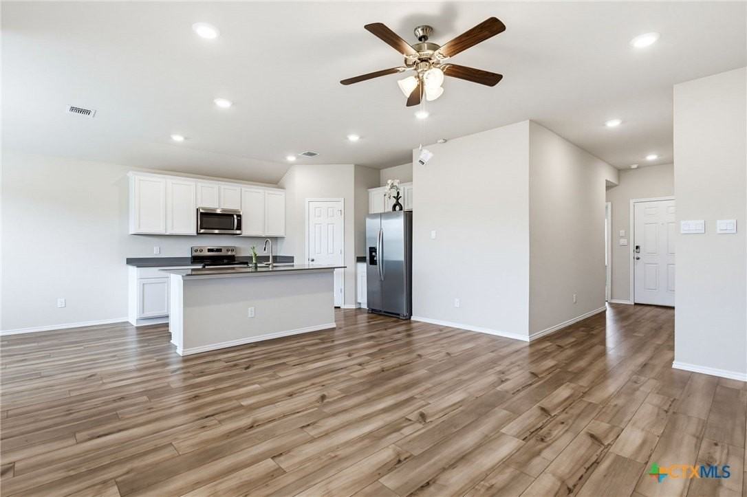 2225 Oregano Ct - Photo 6 of 15