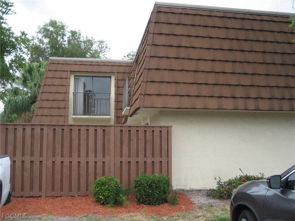 5245 Cedarbend Dr - Photo 2 of 29