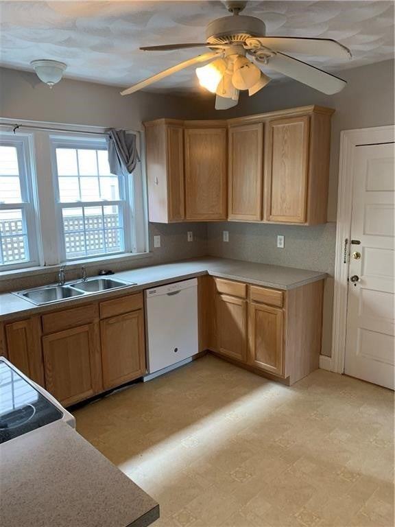 78 Irving Ave - Photo 4 of 13