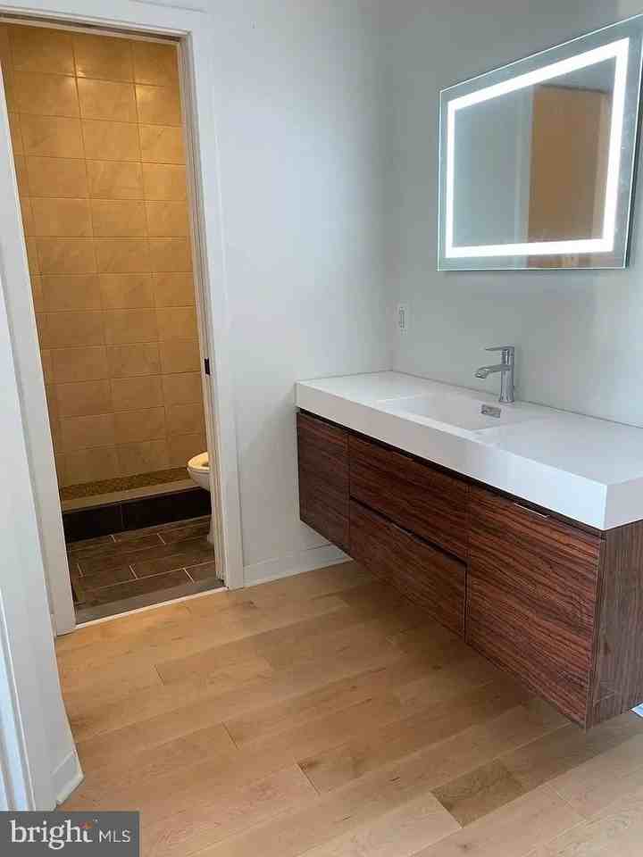 1361 Newton St Nw - Photo 3 of 6