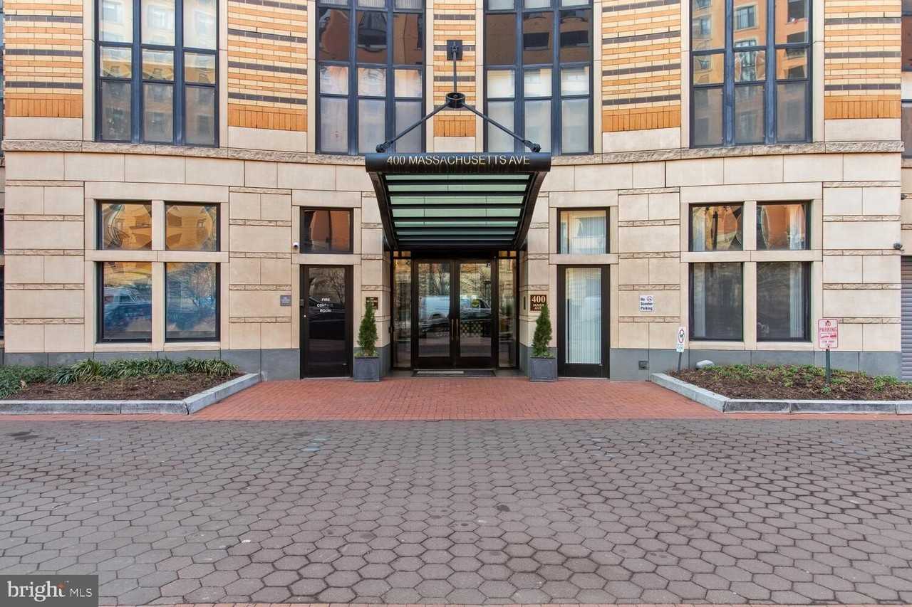 400 Massachusetts Ave Nw #411 - Photo 3 of 34