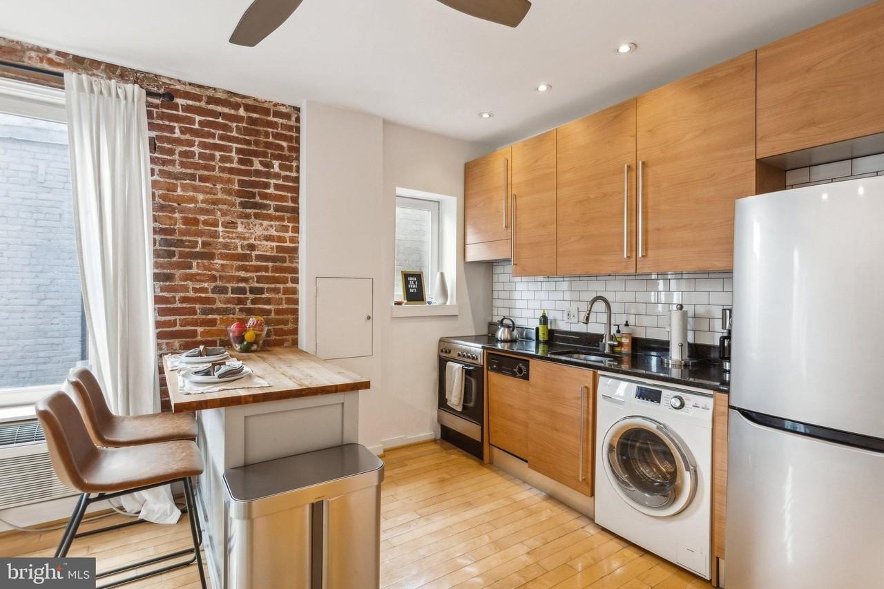 51 Randolph Pl Nw #304 - Photo 7 of 22