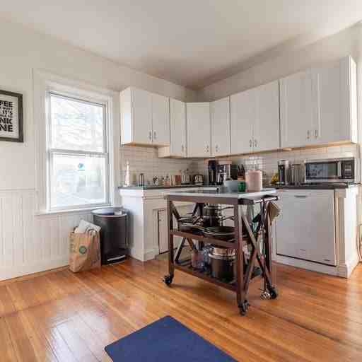 256 Morris Ave - Photo 4 of 18