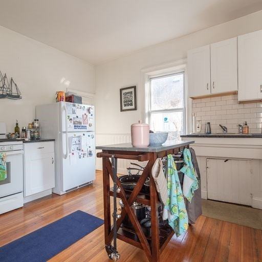 256 Morris Ave - Photo 5 of 18