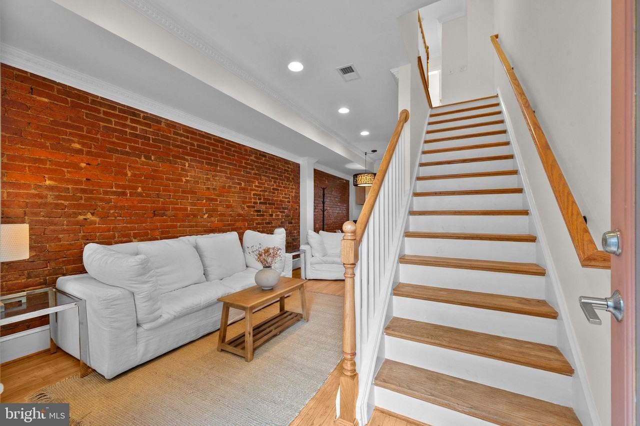 1010 W St Nw - Photo 4 of 30