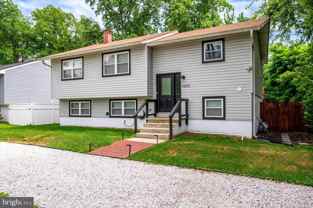 1005 Magothy Park Ln - Photo 1 of 1