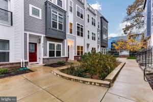 featured image of 215 Wesley Brown Ln