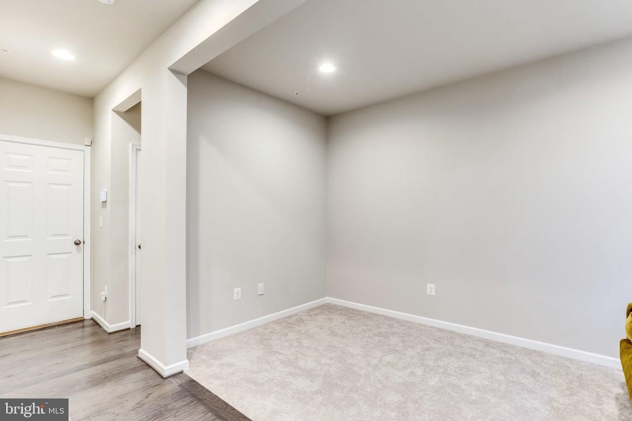 215 Wesley Brown Ln - Photo 4 of 35