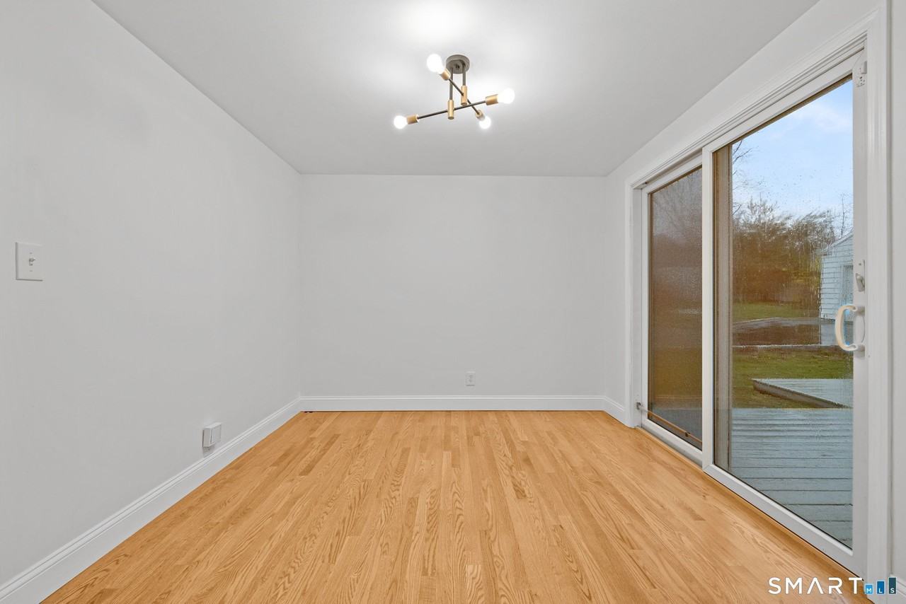 12 Sherwood Rd - Photo 6 of 17