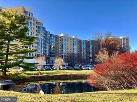 featured image of 15101 Interlachen Dr #1-820