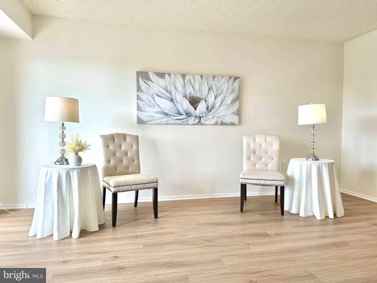 15101 Interlachen Dr #1-820 - Photo 4 of 41
