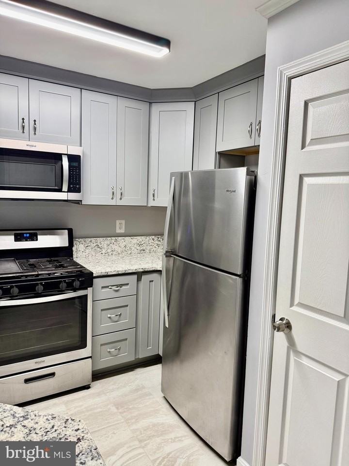 18821 Sparkling Water Dr #2-101 - Photo 5 of 15