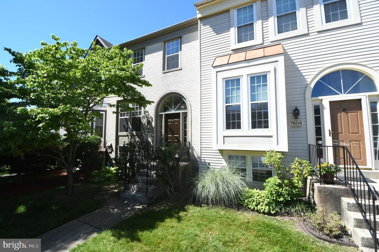 7802 Mistic View Ct - Photo 2 of 50