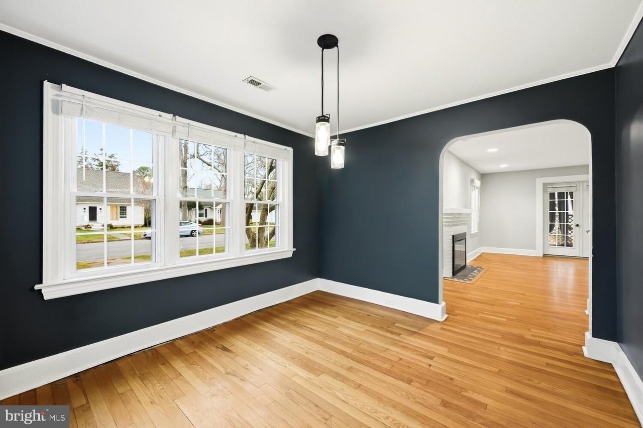 304 Elm Ave - Photo 7 of 18