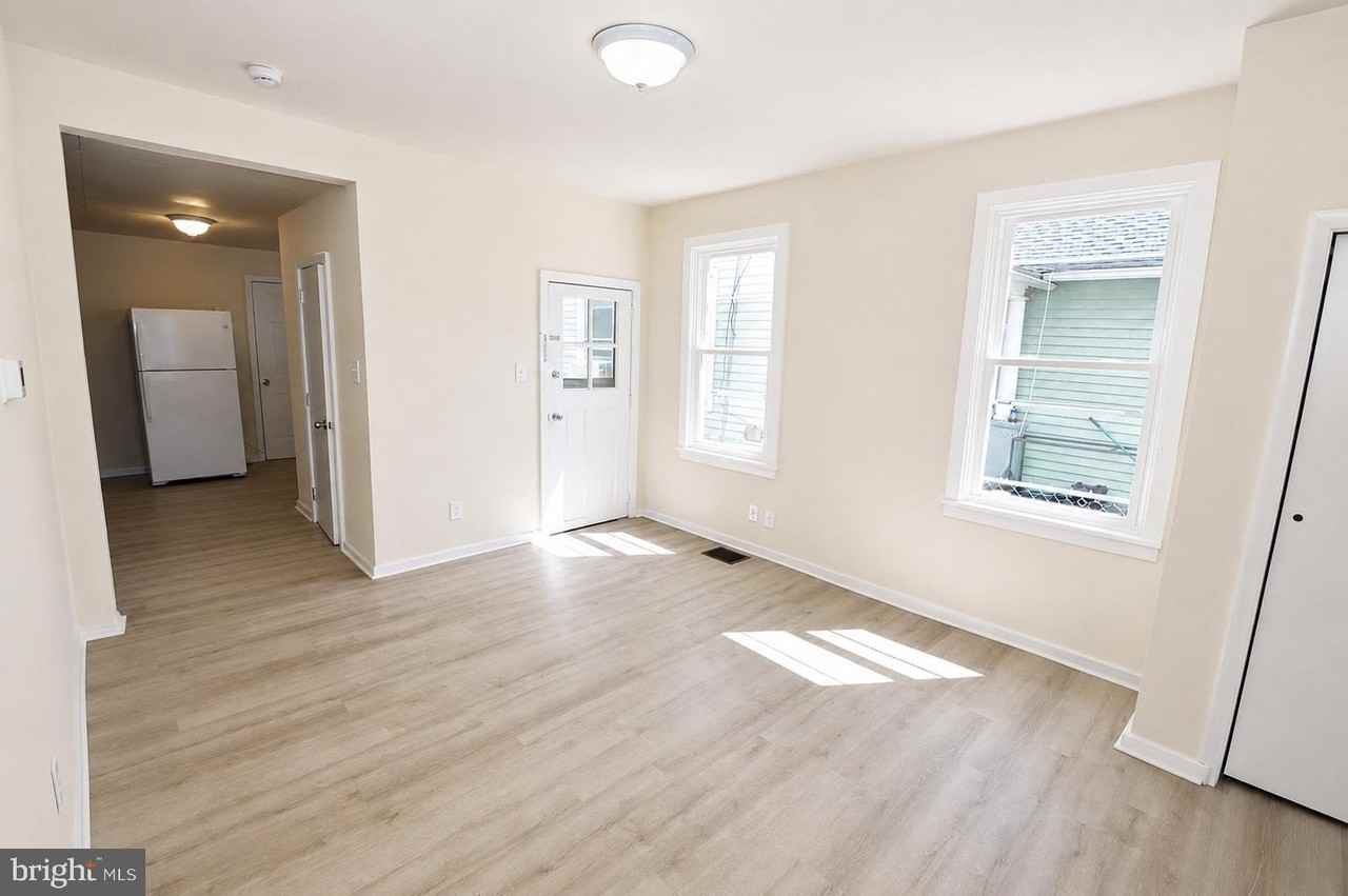 111--113 BARCLAY Street - Photo 4 of 16