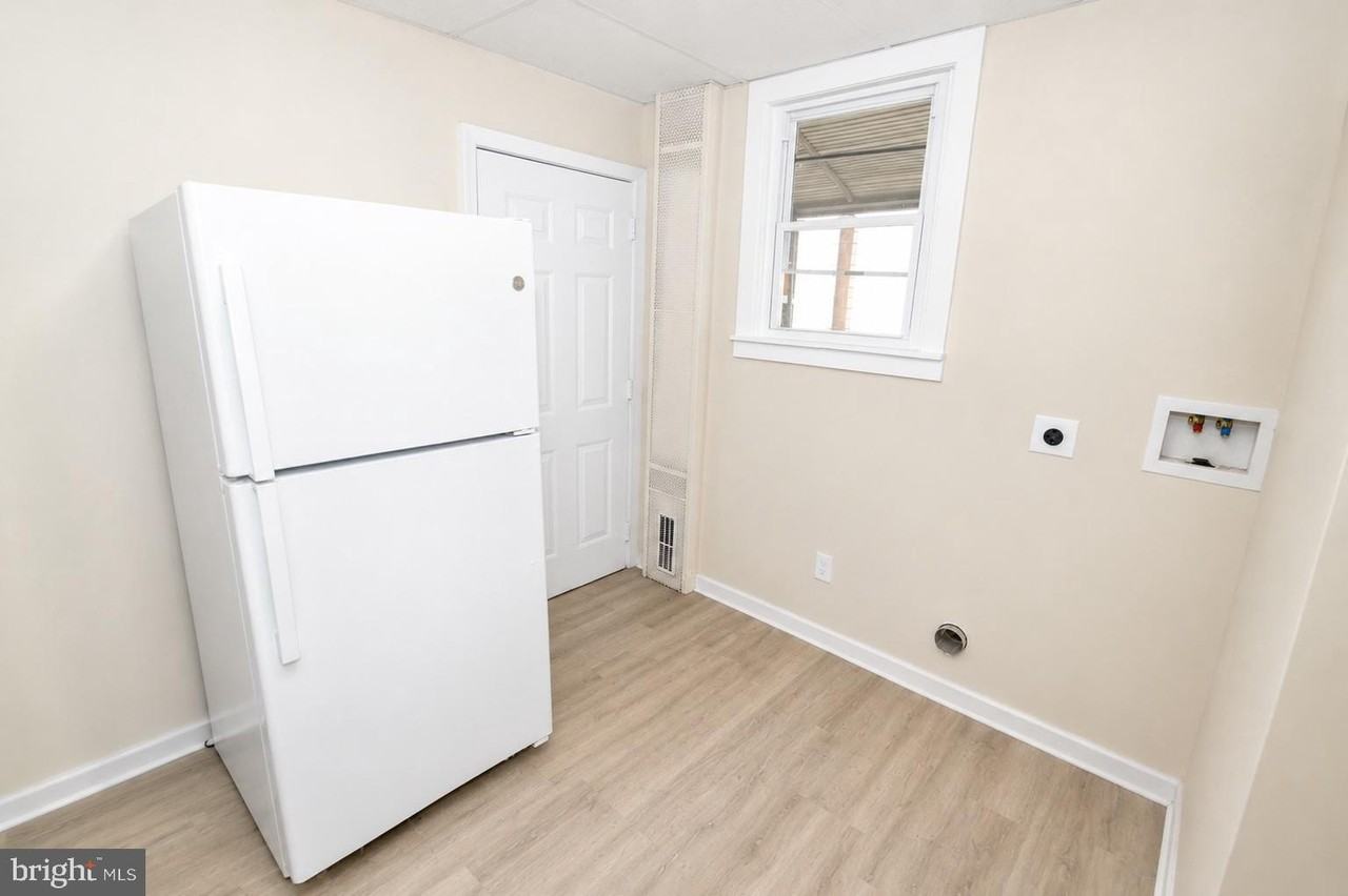 111--113 BARCLAY Street - Photo 6 of 16