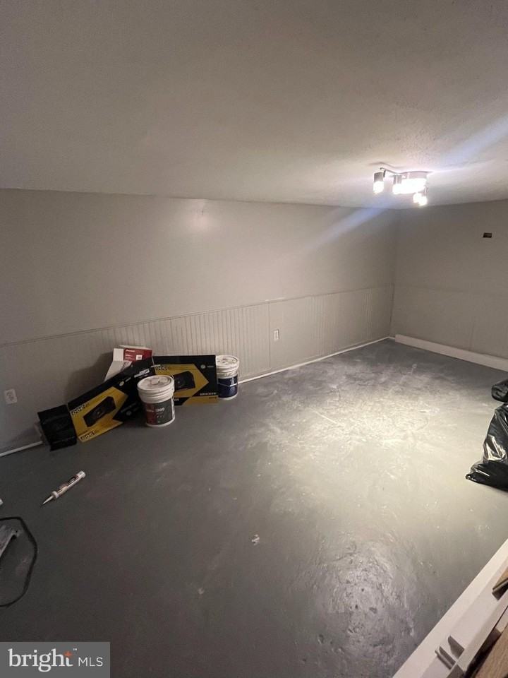 1127 S Merrimac Rd - Photo 6 of 13